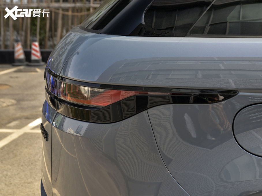 2021٘O 249PS R-DYNAMIC S ׺\Ӱ