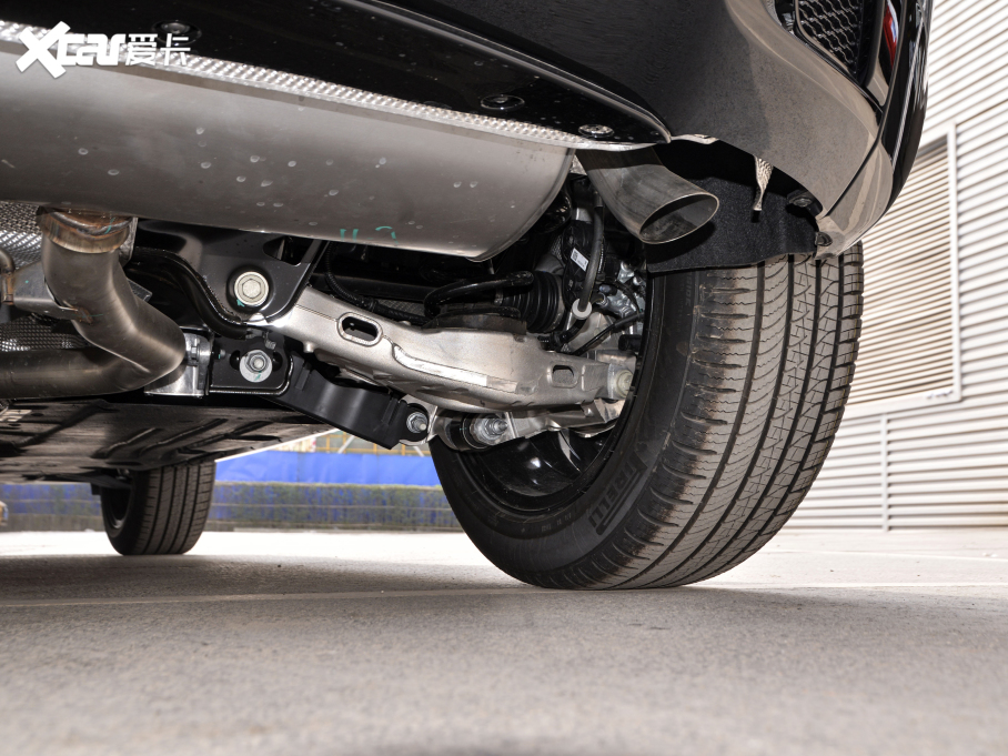 2021٘O 249PS R-DYNAMIC S ׺\Ӱ