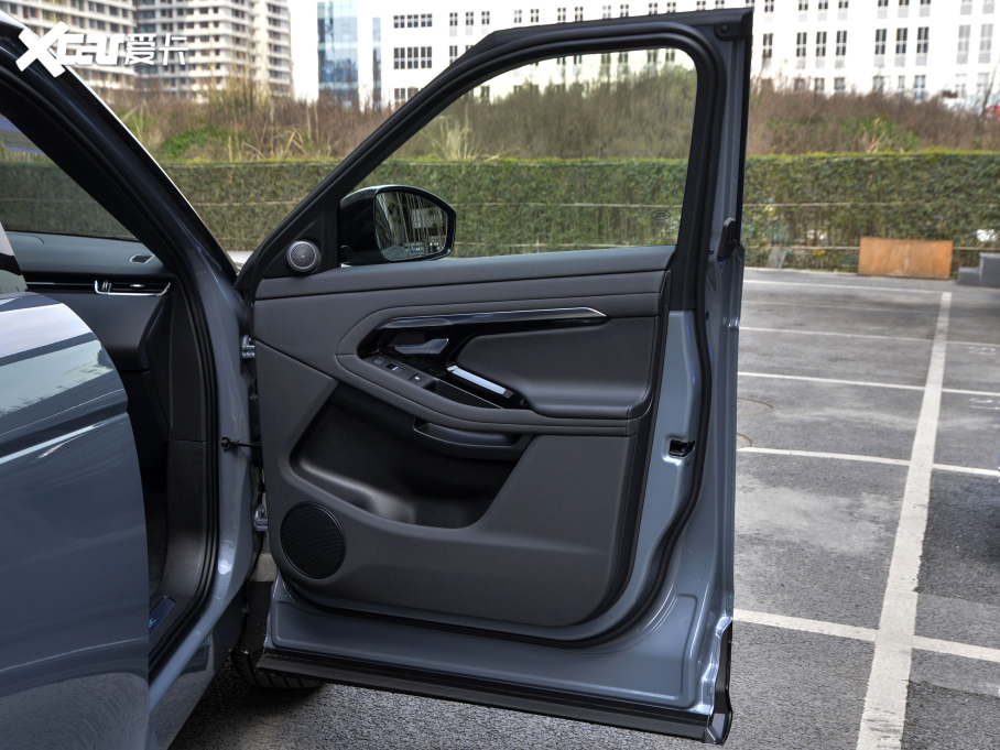 2021٘O 249PS R-DYNAMIC S ׺\Ӱ