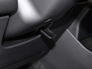 2021249PS R-DYNAMIC S ׺\Ӱ п؅^(q)