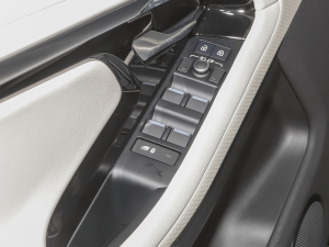 2021OL 200PS Ӣ п؅^