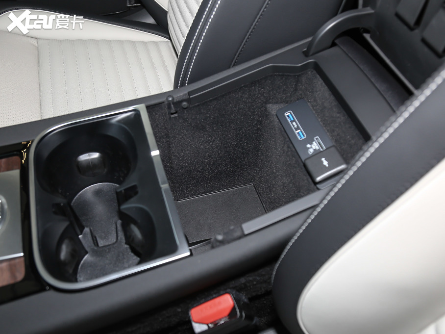 2021lF\Ӱ 249PS R-Dynamic SE ܿƼ 5