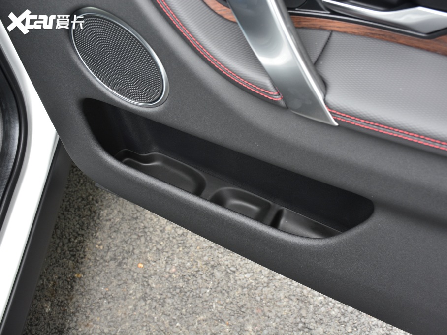 2021lF\Ӱ 249PS R-Dynamic S ܰ