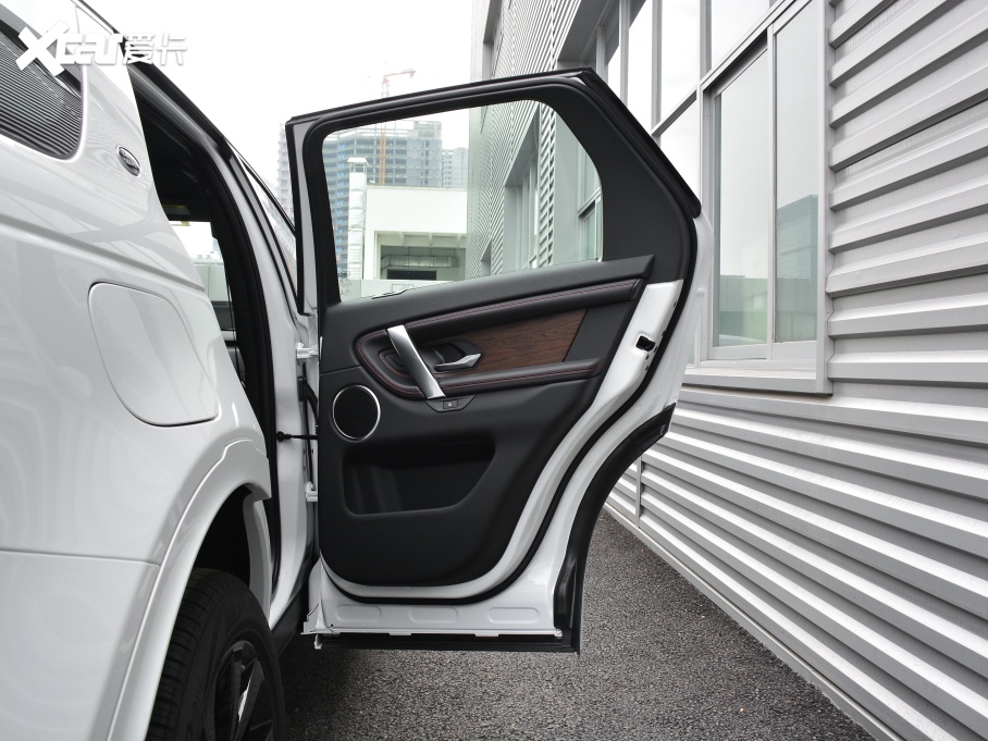 2021lF\Ӱ 249PS R-Dynamic S ܰ