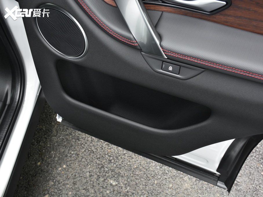 2021lF\Ӱ 249PS R-Dynamic S ܰ