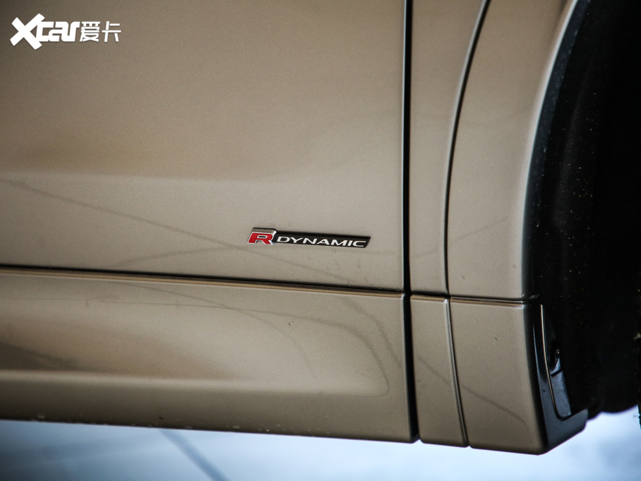 2021l(f)F(xin)\(yn)(dng) 249PS R-Dynamic HSE Aư