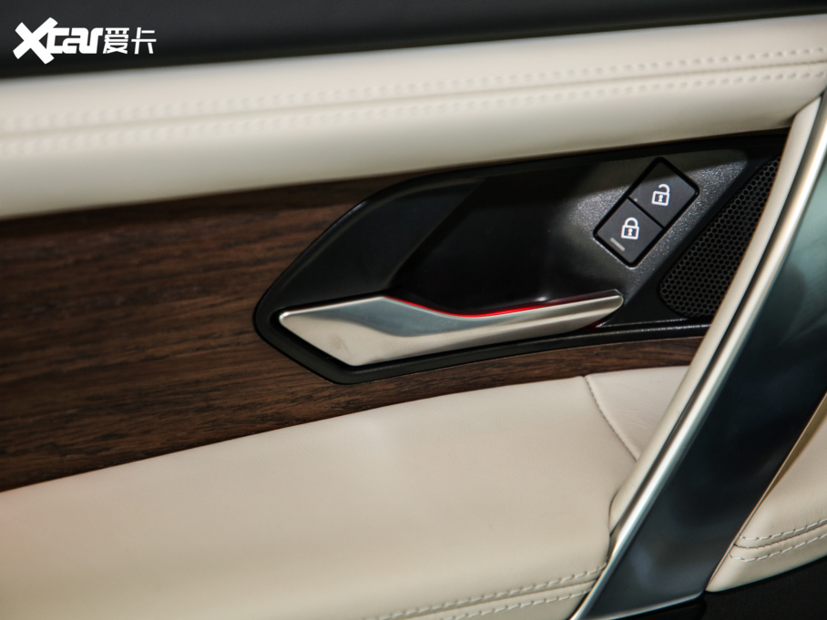 2021lF\Ӱ 249PS R-Dynamic HSE Aư