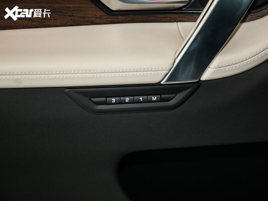 2021lF\Ӱ 249PS R-Dynamic HSE Aư