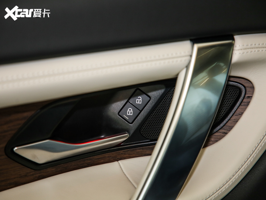 2021l(f)F(xin)\(yn)Ӱ 249PS R-Dynamic HSE Aư