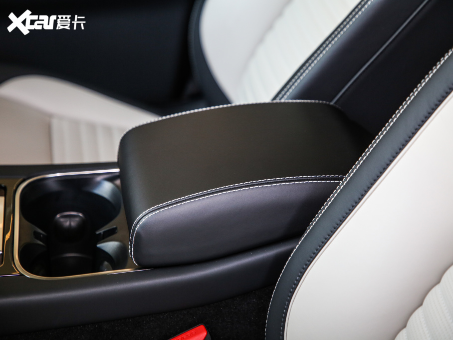 2021l(f)F(xin)\Ӱ 249PS R-Dynamic HSE Aư