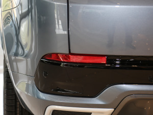 2021249PS R-Dynamic SE ܿƼ 5 ^