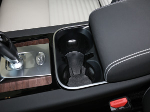 2021249PS R-Dynamic SE ܿƼ 5 g