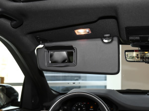 2021249PS R-Dynamic SE ܿƼ 5 g