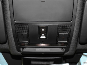 2021249PS R-Dynamic SE ܿƼ 5 g