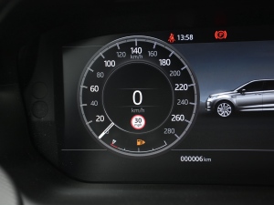 2021249PS R-Dynamic S ܰ п؅^