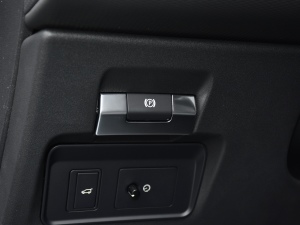 2021249PS R-Dynamic S ܰ v܇Ƅ