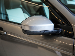 2021249PS R-Dynamic HSE Aư (x)(ji)^