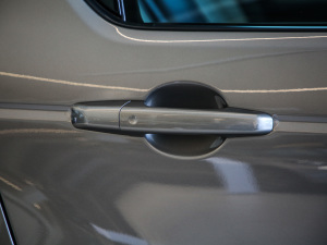 2021249PS R-Dynamic HSE Aư (x)(ji)^