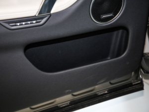 2021249PS R-Dynamic HSE Aư g