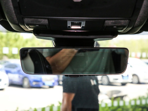 2021249PS R-Dynamic HSE Aư g