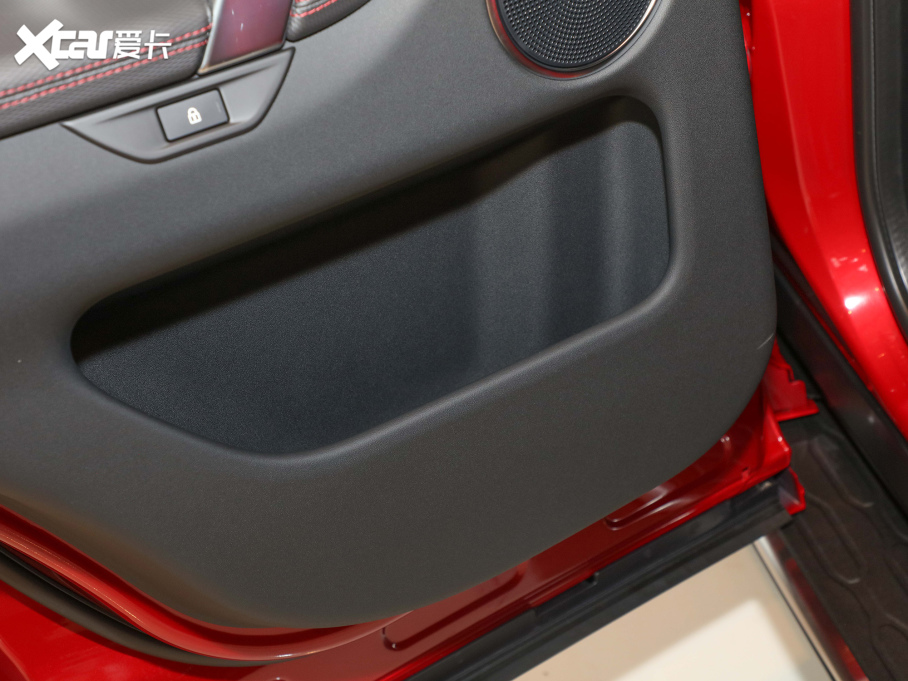 2022lF\Ӱ 249PS R-Dynamic SE ܿƼ 5