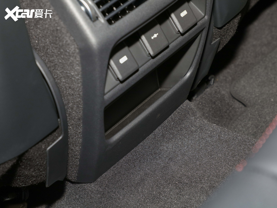 2022lF\Ӱ 249PS R-Dynamic SE ܿƼ 5