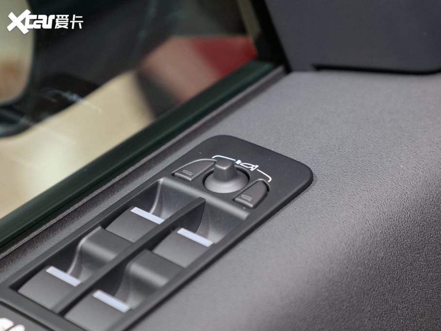 2022lF\Ӱ 249PS R-Dynamic SE ܿƼ 5