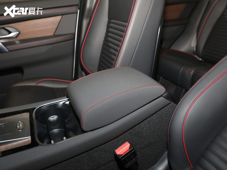 2022lF\Ӱ 249PS R-Dynamic S ܰ 5