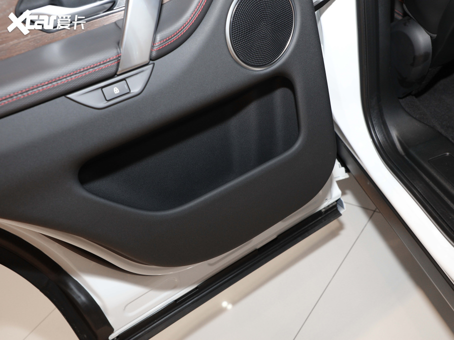 2022lF\Ӱ 249PS R-Dynamic S ܰ 5