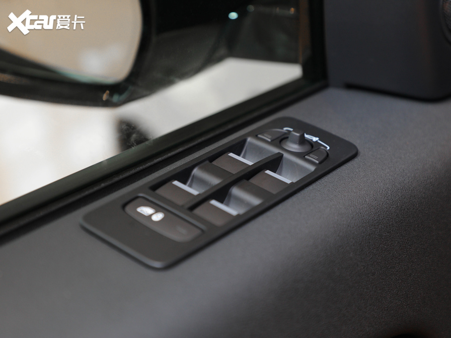 2022lF\Ӱ 249PS R-Dynamic S ܰ 5