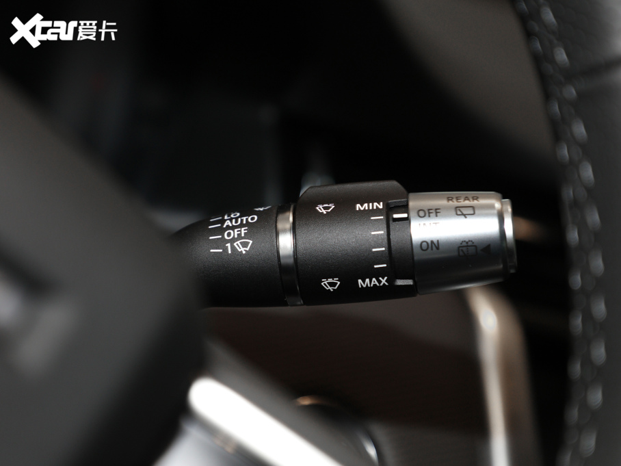 2022l(f)F(xin)\Ӱ 249PS R-Dynamic S ܰ 5