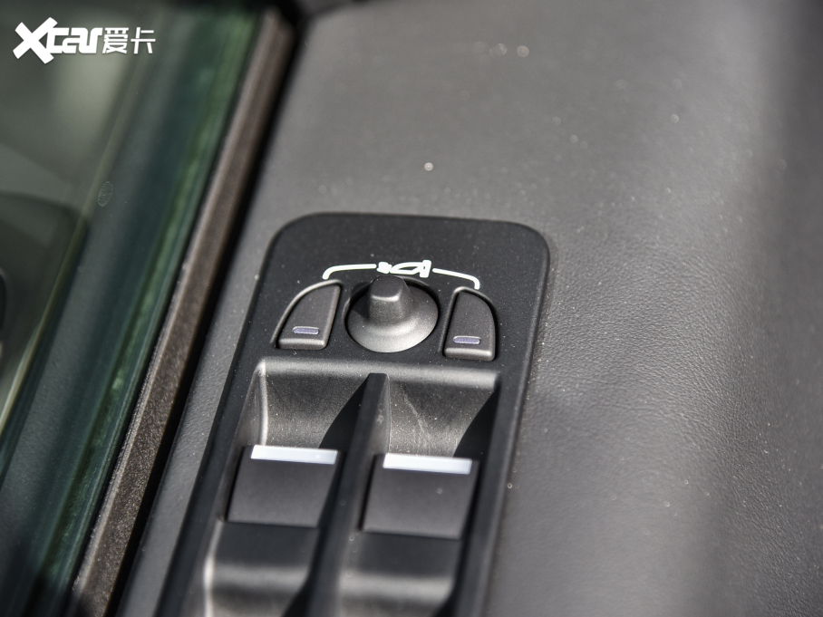 2022lF\Ӱ 249PS R-Dynamic HSE Aư 7