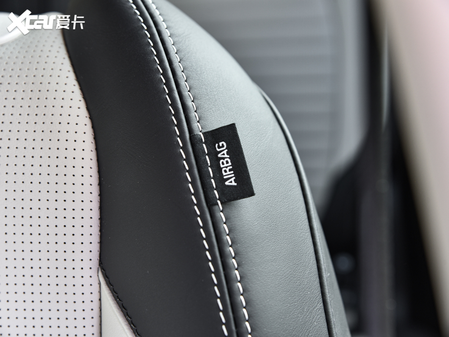 2022lF\Ӱ 249PS R-Dynamic HSE Aư 7