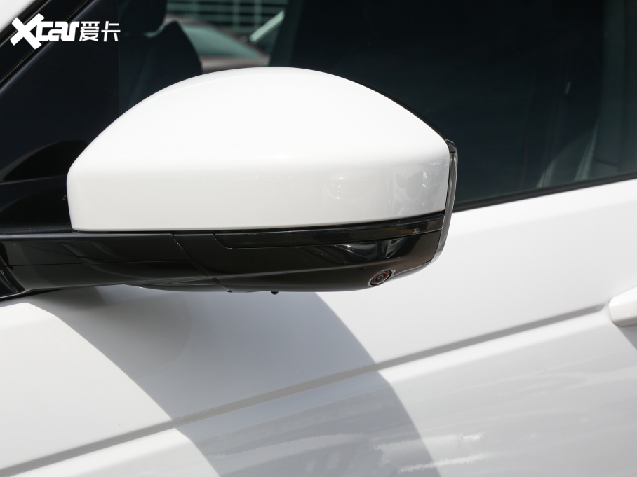 2022lF\Ӱ Ŀ 249PS R-Dynamic SE ܿƼ 5