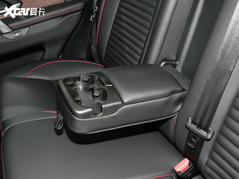 2022lF\Ӱ Ŀ 249PS R-Dynamic SE ܿƼ 5