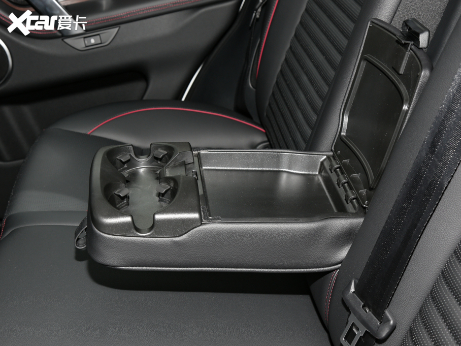 2022lF\Ӱ Ŀ 249PS R-Dynamic SE ܿƼ 5