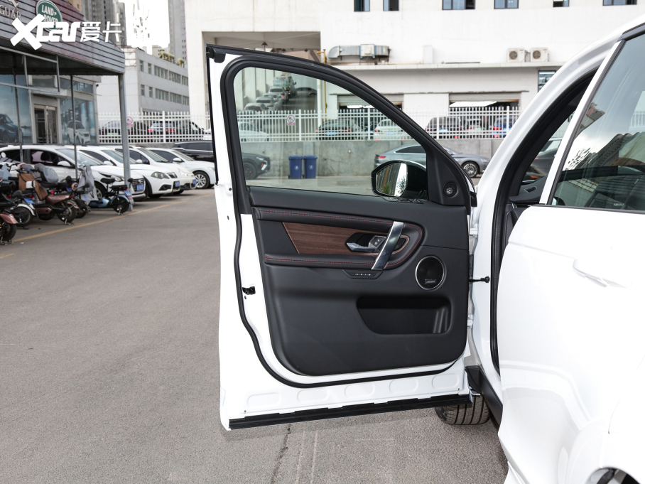 2022lF\Ӱ Ŀ 249PS R-Dynamic SE ܿƼ 5