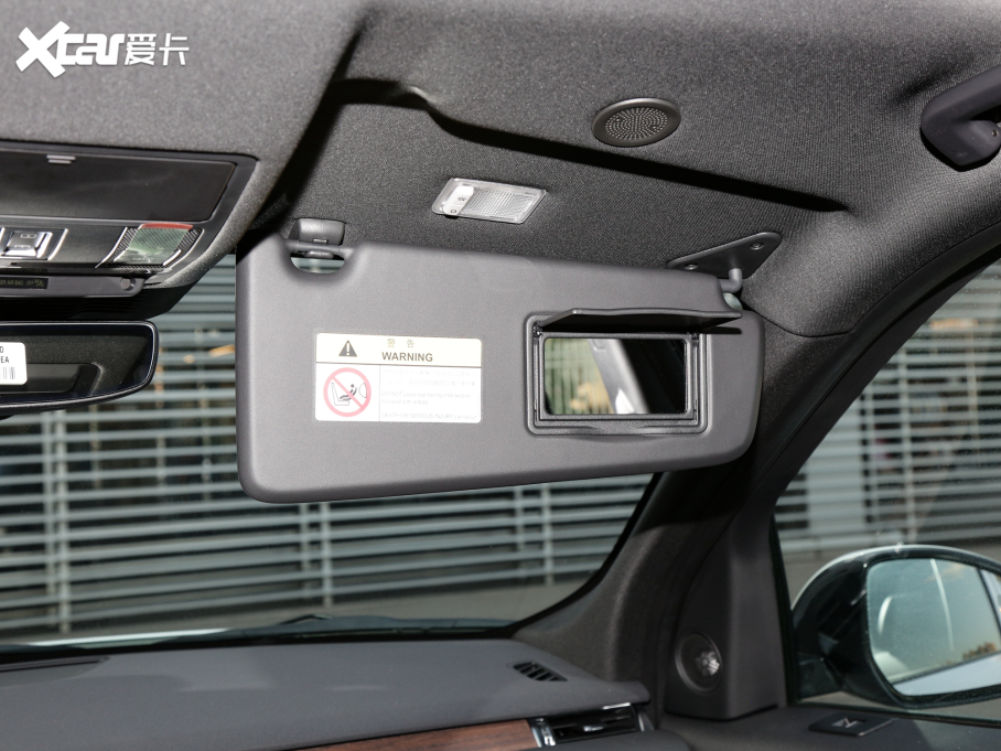 2022lF\Ӱ Ŀ 249PS R-Dynamic SE ܿƼ 5