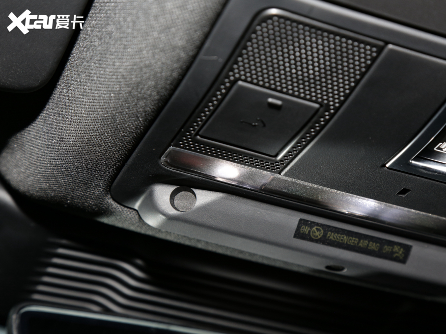 2022lF\Ӱ Ŀ 249PS R-Dynamic SE ܿƼ 5