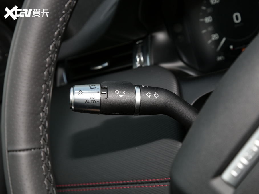 2022lF\Ӱ Ŀ 249PS R-Dynamic SE ܿƼ 5