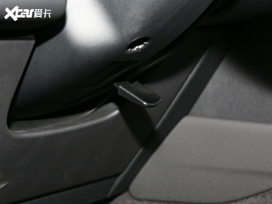 2022l(f)F(xin)\(yn)(dng) Ŀ 249PS R-Dynamic SE ܿƼ 5