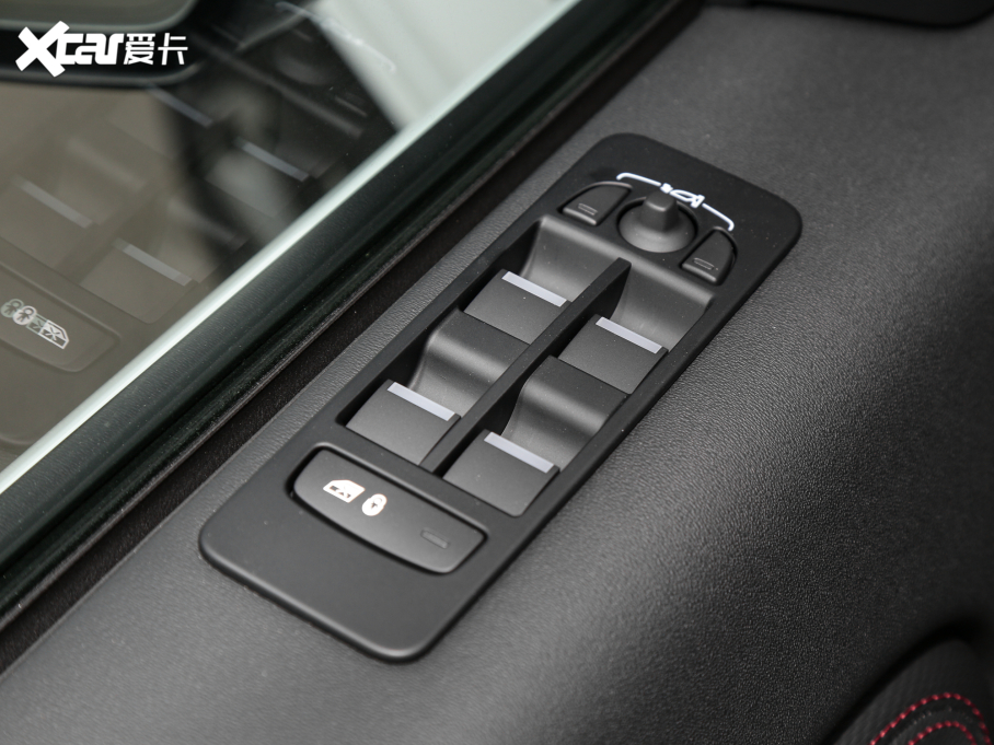 2022lF\Ӱ Ŀ 249PS R-Dynamic SE ܿƼ 5