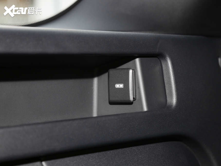 2022lF\Ӱ Ŀ 249PS R-Dynamic SE ܿƼ 5