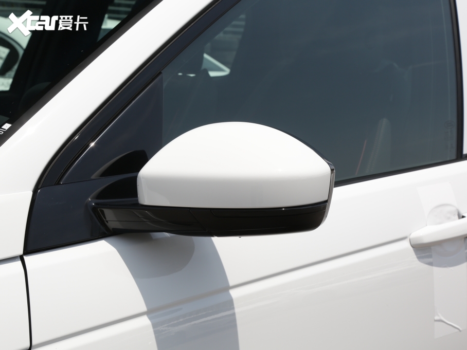 2022lF\Ӱ Ŀ 249PS R-Dynamic S ܰ 5