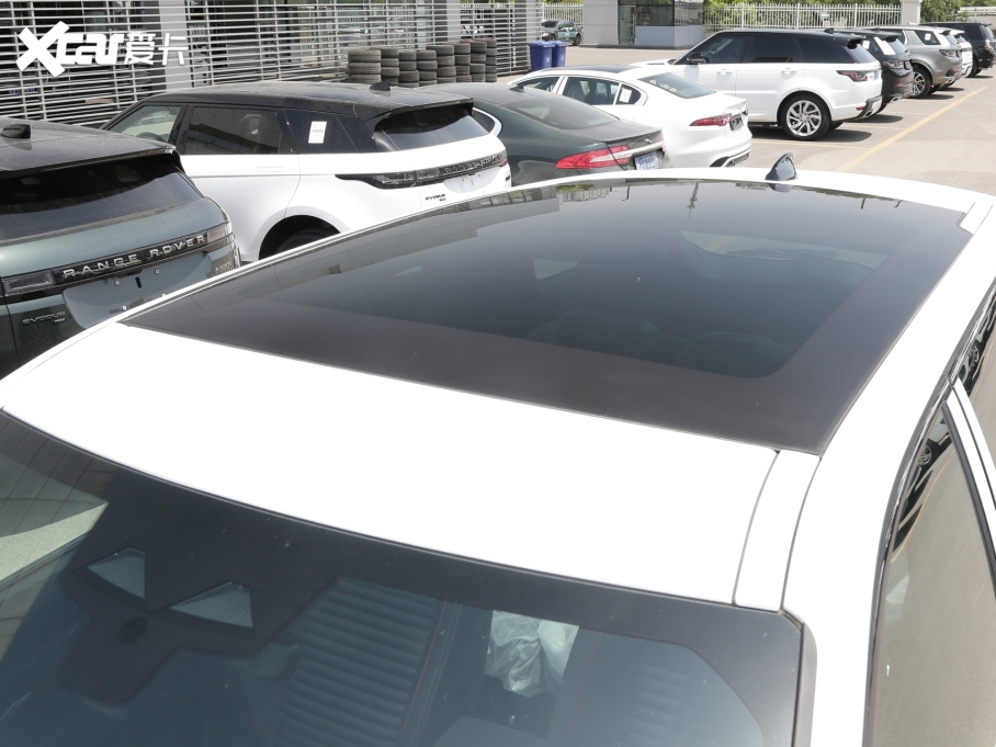 2022l(f)F(xin)\Ӱ Ŀ 249PS R-Dynamic S ܰ 5