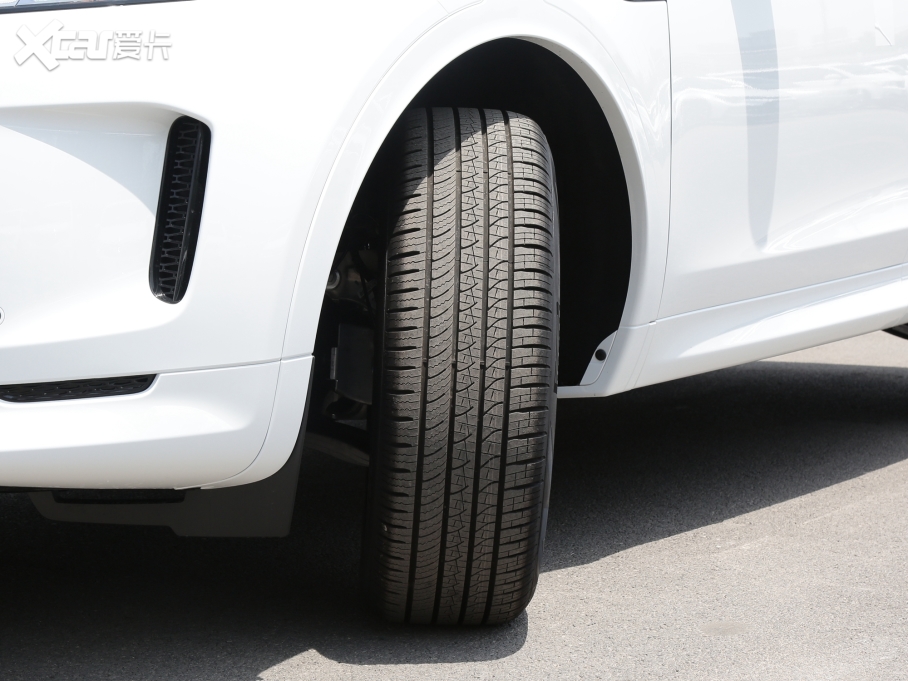 2022lF\Ӱ Ŀ 249PS R-Dynamic S ܰ 5