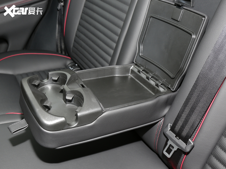 2022lF\Ӱ Ŀ 249PS R-Dynamic S ܰ 5