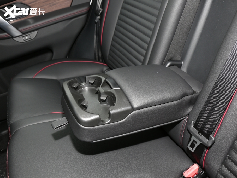 2022lF\Ӱ Ŀ 249PS R-Dynamic S ܰ 5