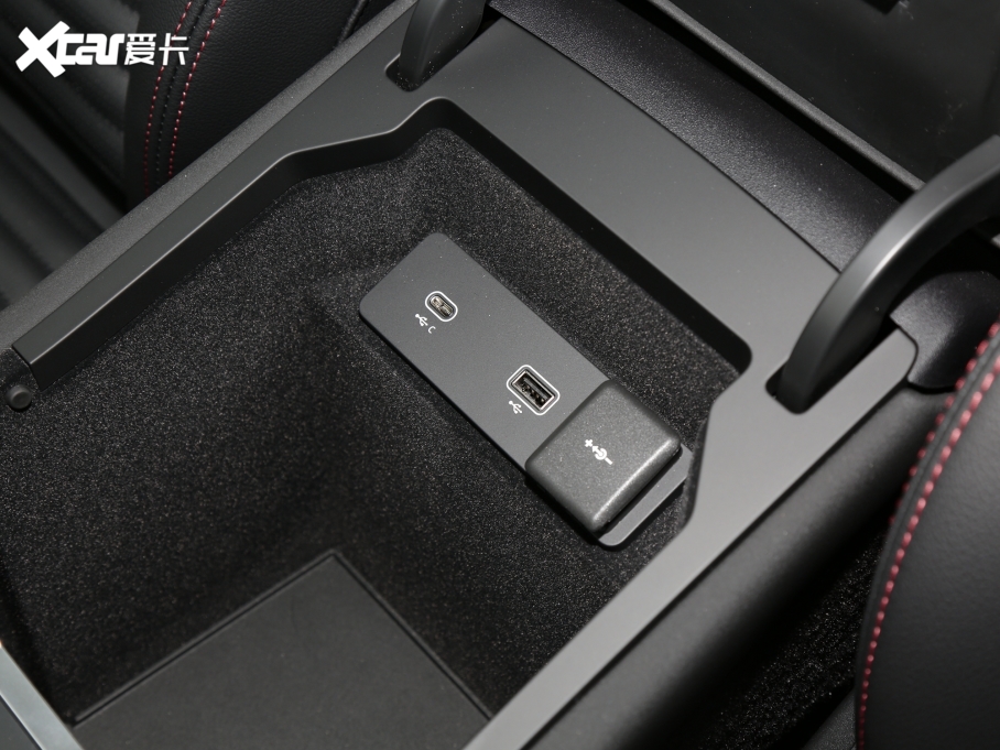 2022lF\Ӱ Ŀ 249PS R-Dynamic S ܰ 5