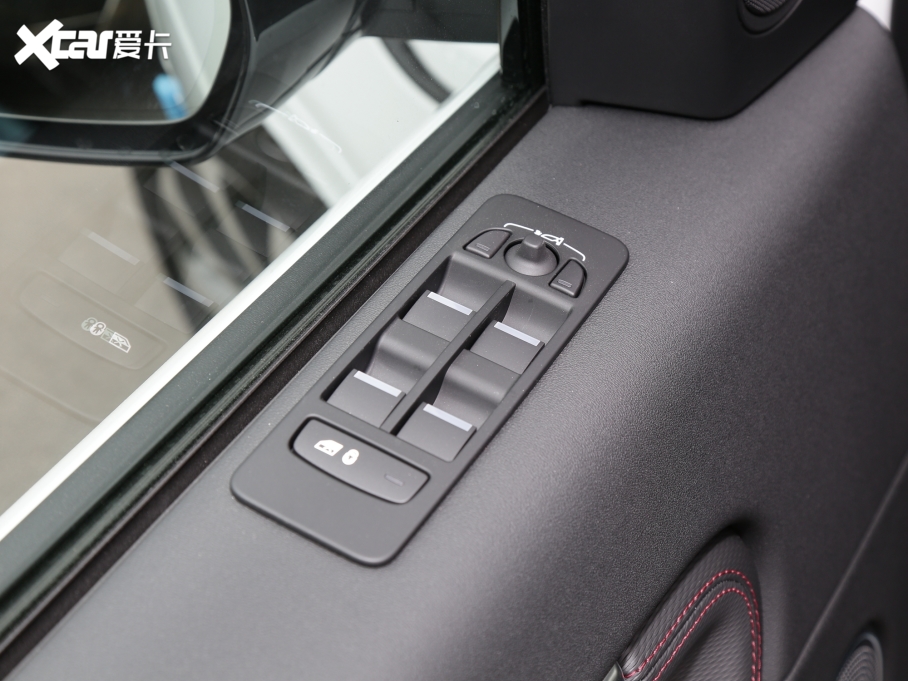 2022lF\Ӱ Ŀ 249PS R-Dynamic S ܰ 5